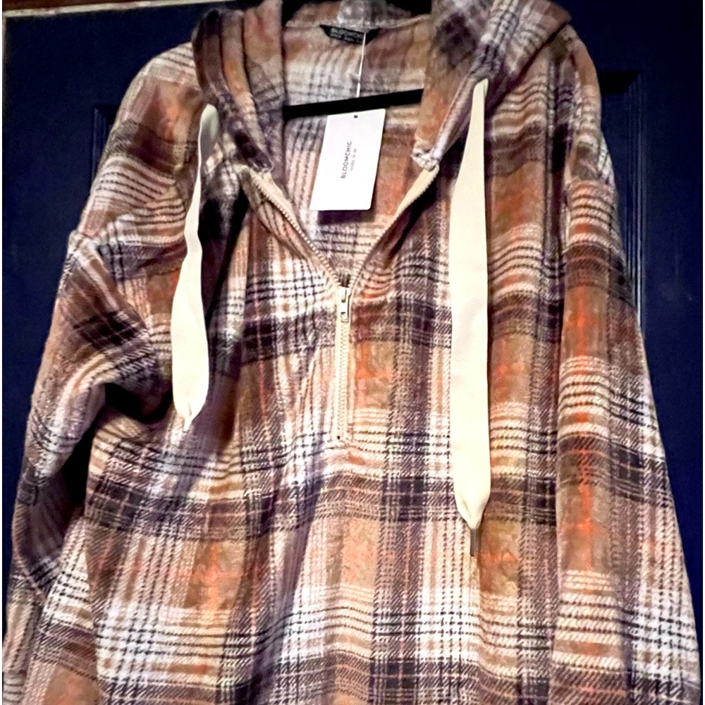 Bloomchic 2x Sherpa pullover with hoodie
